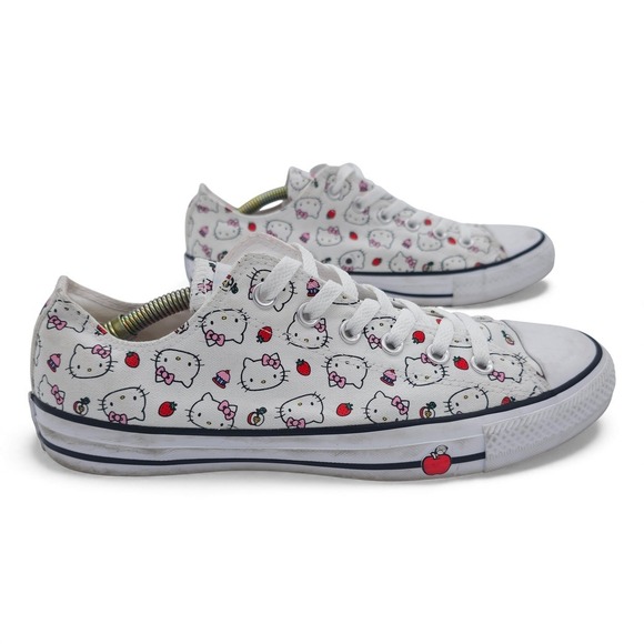 Converse Chuck Taylor All Star Low Top Hello Kitty White Sneakers Womens Size 10 - Picture 2 of 9